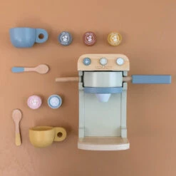 Little Dutch Koffiezetapparaat 3 Jr+ 7 Little Dutch Koffiezetapparaat 3 Jr+ -Speelgoed Serie Winkel LittleDutchkoffiezetapparaatLD7081D