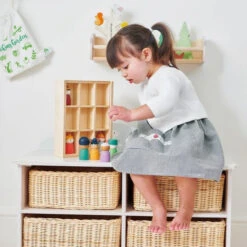 Tender Leaf Toys Hotel Happy Folk 3jr+ -Speelgoed Serie Winkel TenderLeafToyshotelHappyfolk4608370d